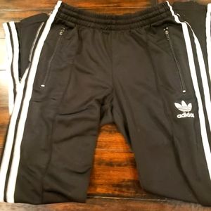 Adidas women's track pants. Skinny leg